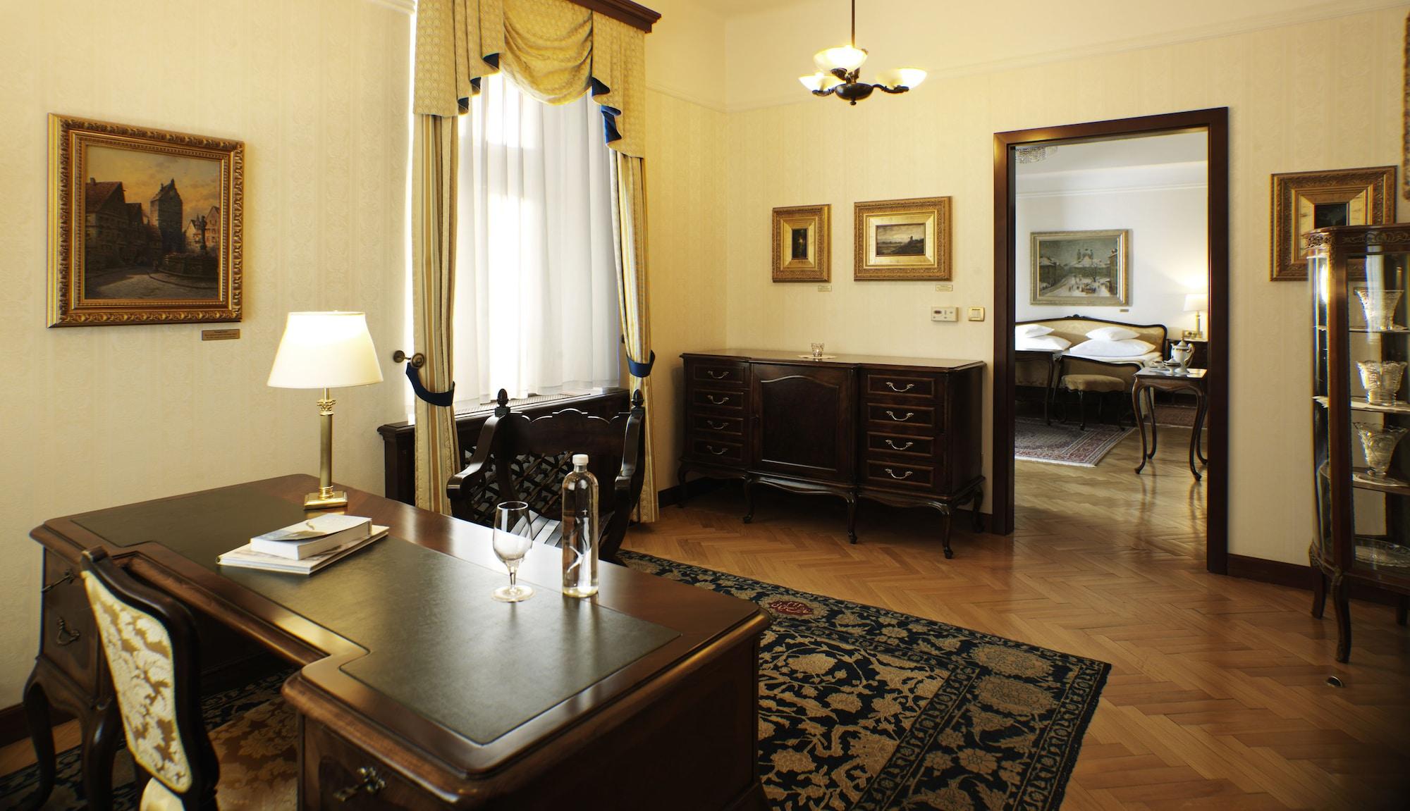 Grand Hotel Toplice - Small Luxury Hotels Of The World Bled Esterno foto Suite