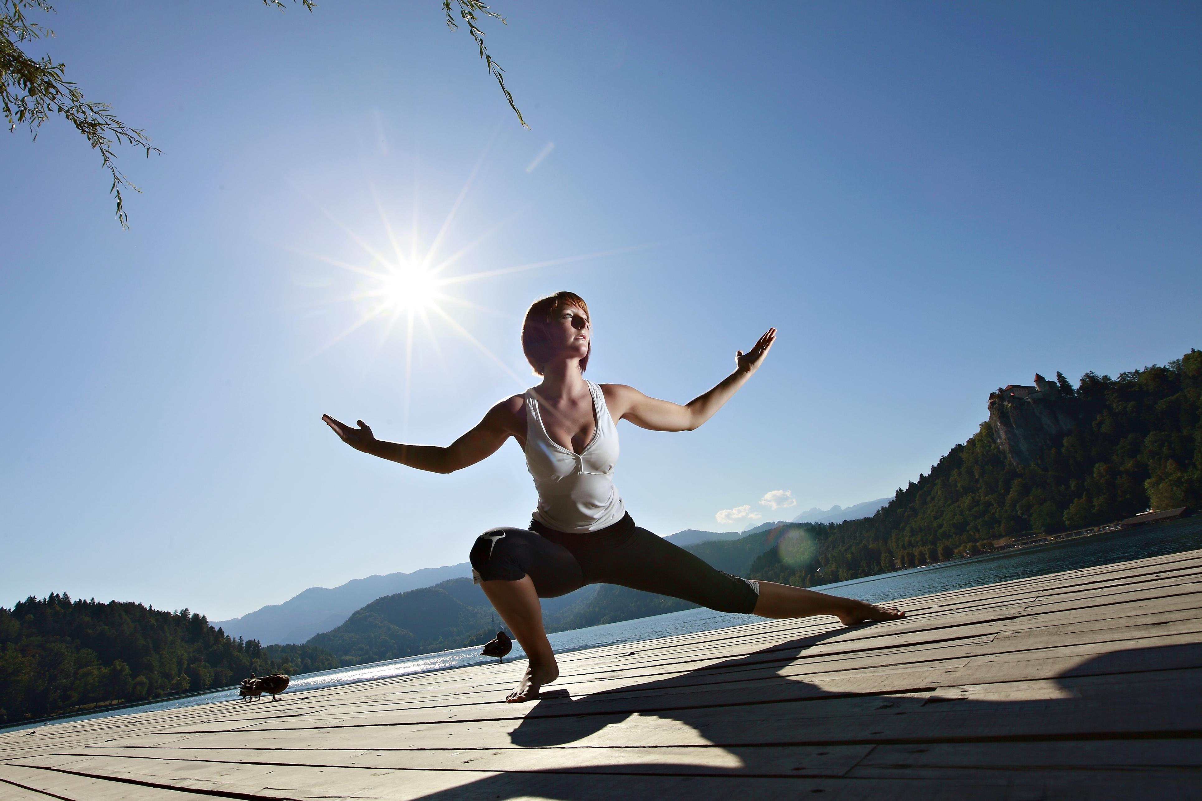 Grand Hotel Toplice - Small Luxury Hotels Of The World Bled Esterno foto A woman practicing tai chi