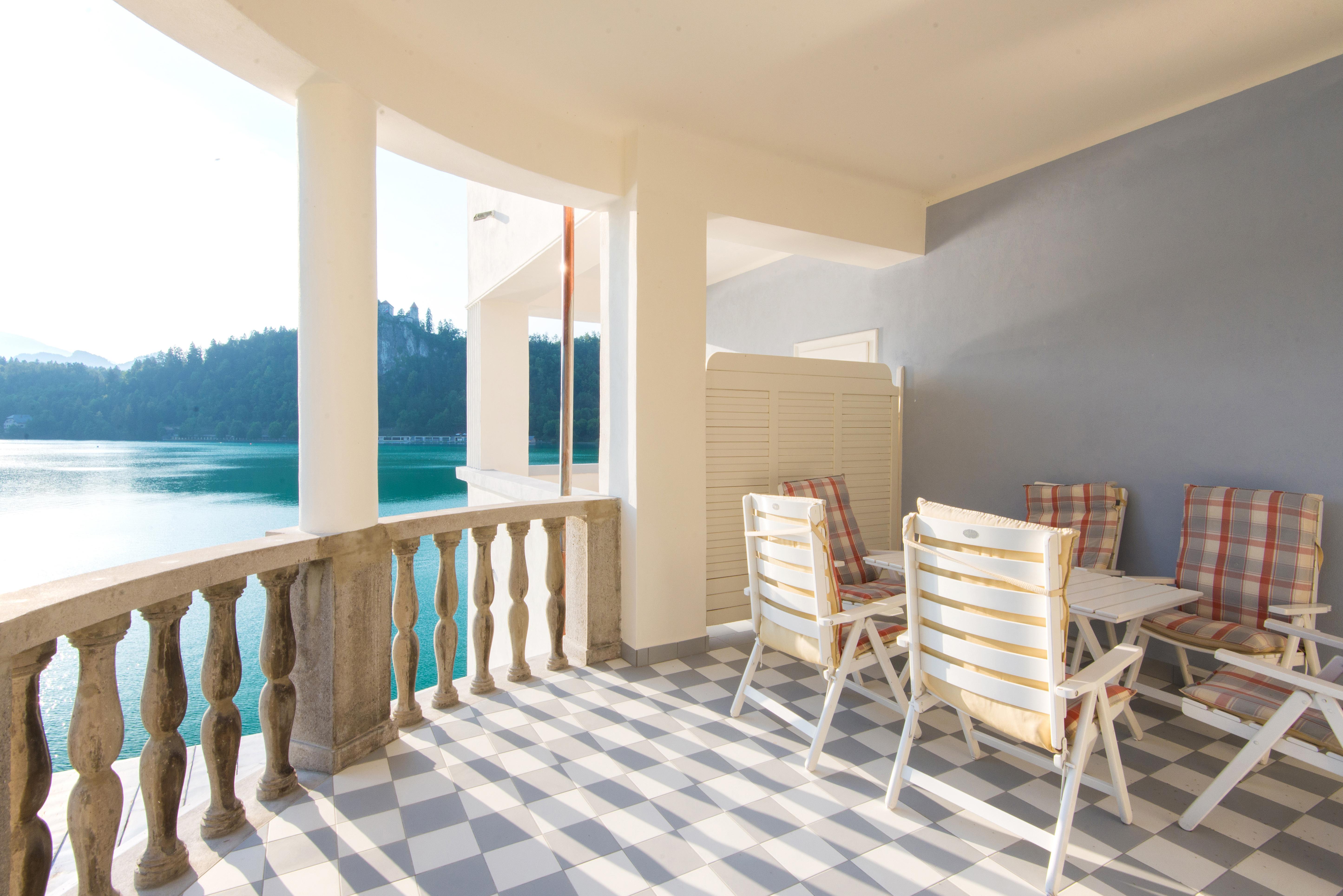Grand Hotel Toplice - Small Luxury Hotels Of The World Bled Esterno foto A balcony